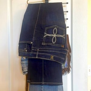 Wrangler Aura 8 Average Dark denim